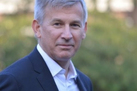 François Reniers, Professeur de Chimie analytique et chimie des interfaces, Faculté des Sciences à ULB a été élu « Fellow de l'AVS » (American Vacuum Society).